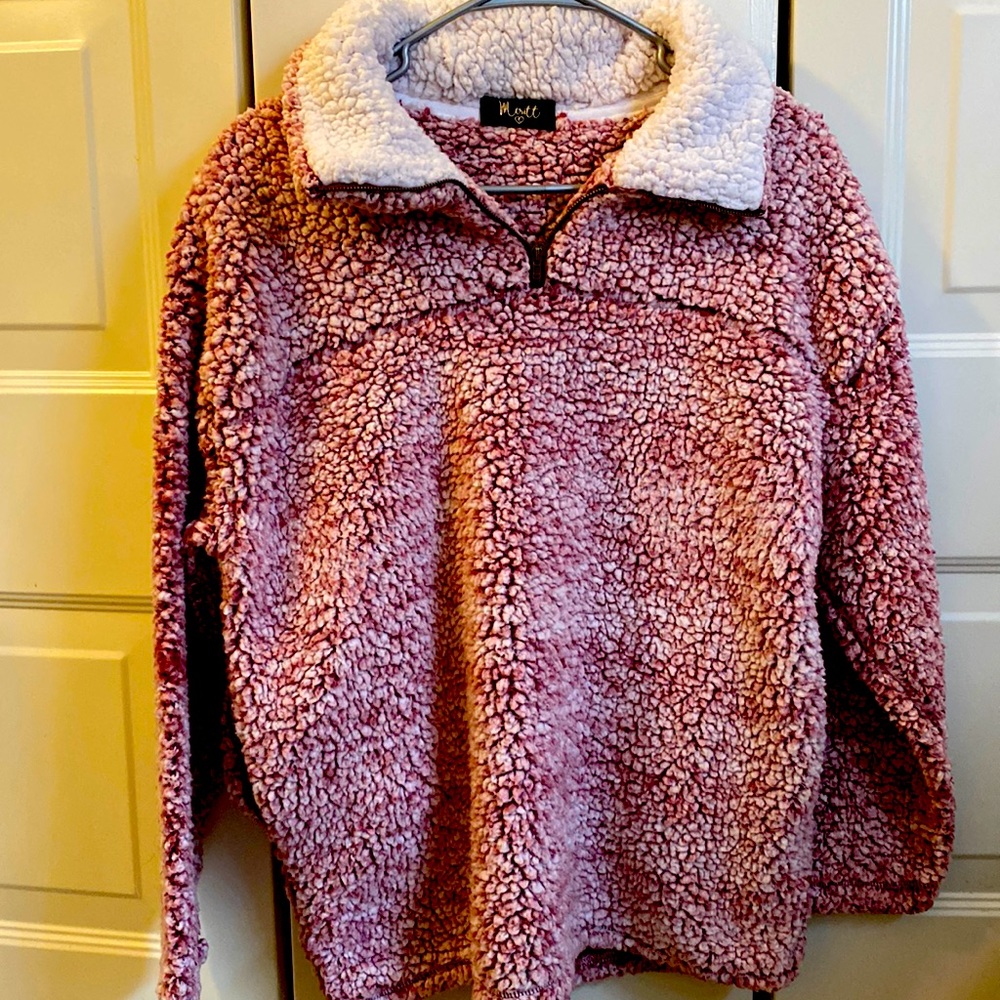 Lg fuzzy zip up sweatshirt